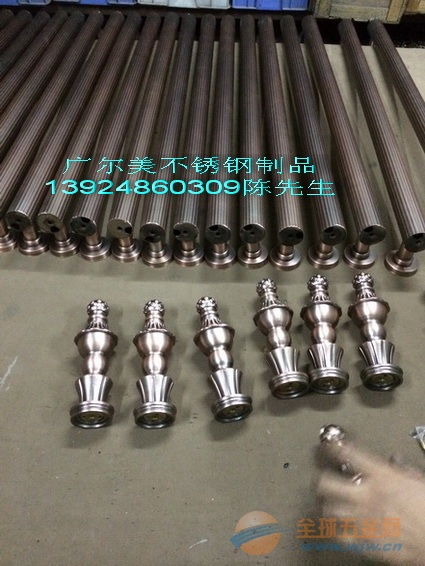 天津專業制造商 不銹鋼玫瑰金拉手與彩色不銹鋼制品解析